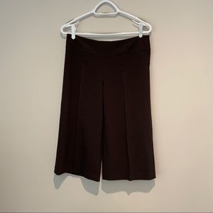 Brown RW&Co. Capris Size 6